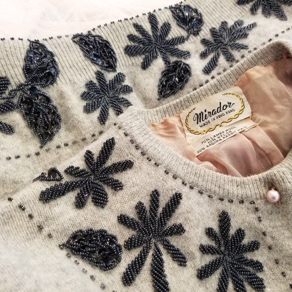 Vintage 1950's Grey & Navy Hand Beaded Angora Cardigan Sweater  Women's Small - Picture 13 of 14